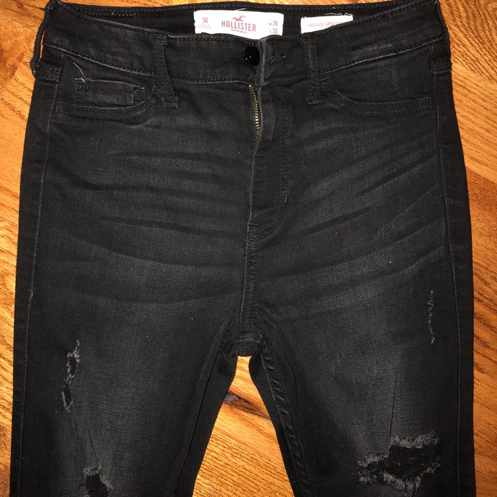 Size 3R Hollister Black Ripped Jeans